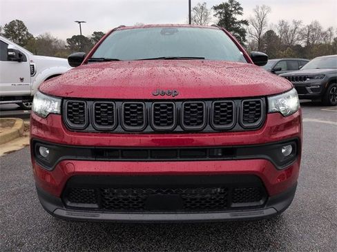 New 2026 Jeep Compass Latitude image 8