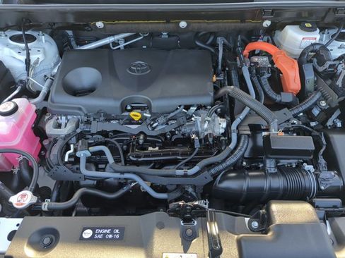Used 2022 Toyota RAV4 SE AWD/4WD image 22