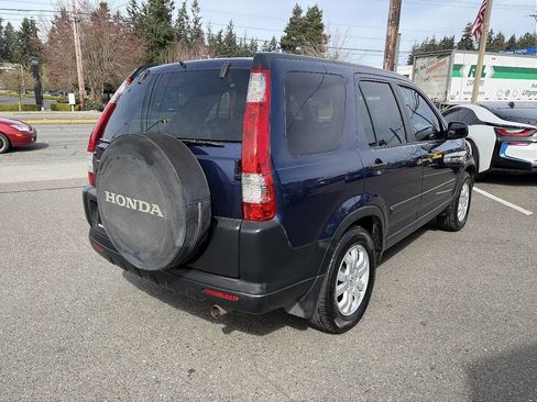 Used 2005 Honda CR-V EX image 10