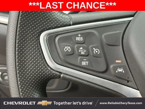 Used 2022 Chevrolet Equinox LT w/ LPO, Floor Liner Package FWD image 14