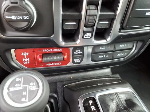 New 2026 Jeep Wrangler Unlimited Rubicon AWD/4WD image 7