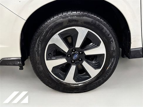 Used 2018 Subaru Forester 2.5i Premium image 31