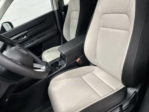 Used 2026 Honda CR-V LX image 10