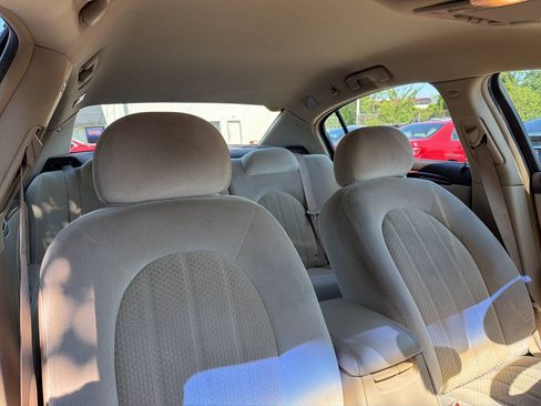 Used 2007 Buick Lucerne CX FWD image 18