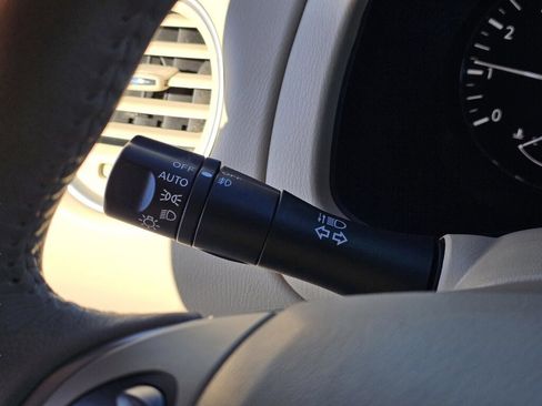 Used 2015 Nissan Pathfinder Platinum image 25