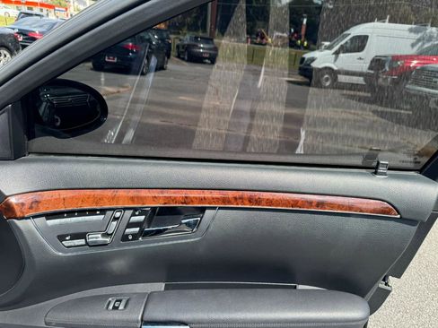 Used 2007 Mercedes-Benz S 550 4MATIC image 30