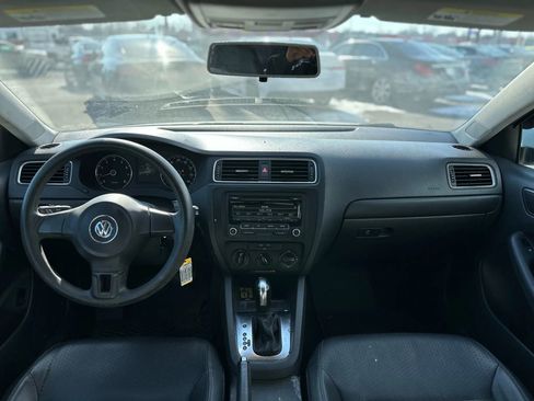 Used 2014 Volkswagen Jetta SE image 12