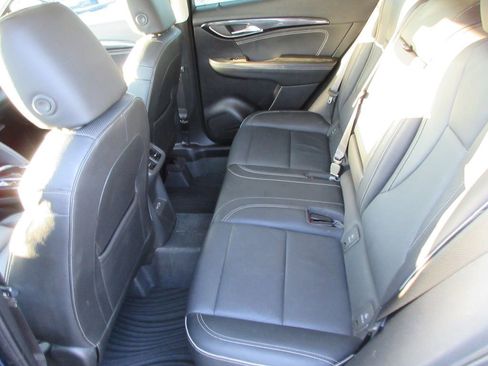Used 2023 Buick Envision Essence AWD/4WD image 14