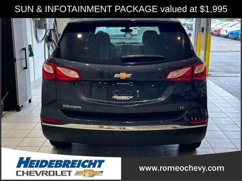 Used 2018 Chevrolet Equinox LT w/ Sun & Infotainment Package image 3