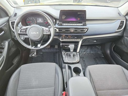 Used 2023 Kia Seltos Nightfall Edition image 9