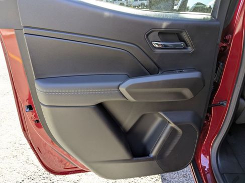 New 2026 GMC Canyon Elevation w/ Convenience Package image 30