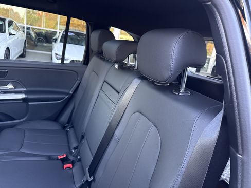 New 2026 Mercedes-Benz GLB 250 image 30