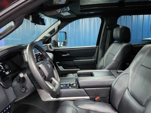 Used 2023 Toyota Tundra Platinum image 7