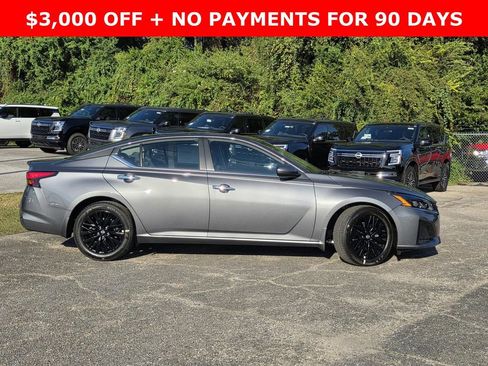 New 2025 Nissan Altima 2.5 SV w/ SV Special Edition Package image 31