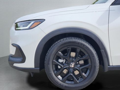 Certified 2024 Honda HR-V Sport image 10