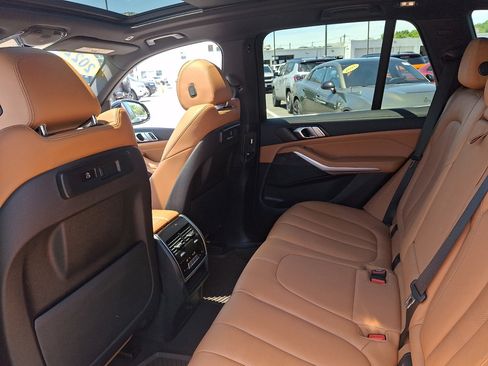 Used 2022 BMW X5 xDrive40i w/ Premium Package AWD/4WD image 20