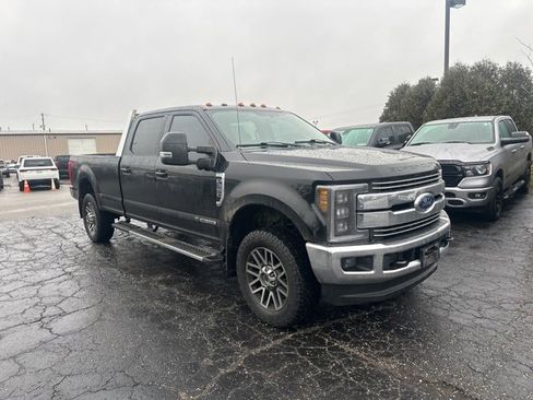 Used 2017 Ford F350 Lariat w/ Lariat Value Package image 2