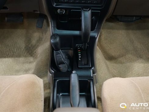 Used 1998 Toyota 4Runner SR5 AWD/4WD image 37