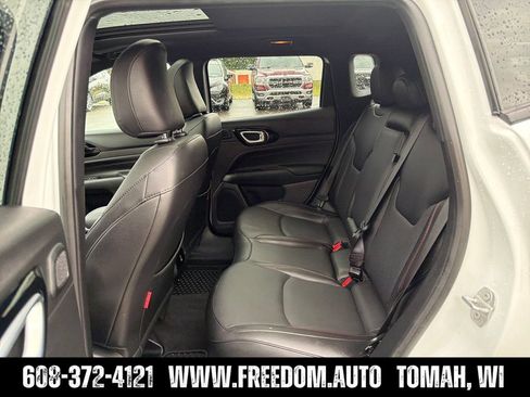 Used 2023 Jeep Compass Trailhawk w/ Trailhawk Elite Group AWD/4WD image 25