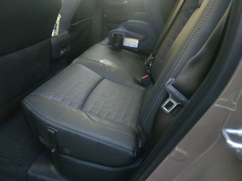 Used 2026 Toyota Tacoma TRD Sport w/ TRD Sport Premium Package AWD/4WD image 11