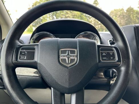 Used 2016 Dodge Grand Caravan American Value Package image 34