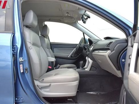 Used 2015 Subaru Forester 2.5i Premium AWD/4WD image 30