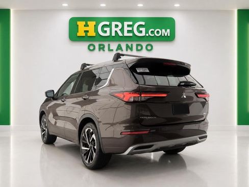 Used 2022 Mitsubishi Outlander SEL FWD image 2