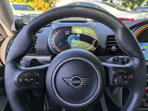 Used 2022 MINI Cooper Clubman S image 26