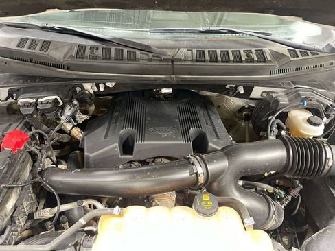 Used 2018 Ford F150 Lariat w/ Equipment Group 502A Luxury image 25