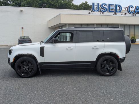 Used 2022 Land Rover Defender 110 X-Dynamic SE AWD/4WD image 5