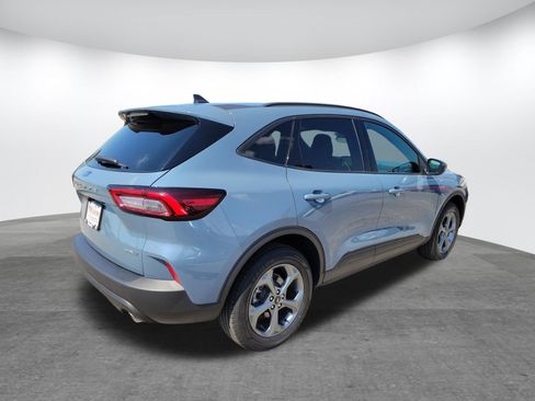 Used 2025 Ford Escape ST-Line Select AWD/4WD image 5
