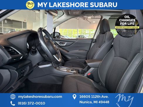 Certified 2022 Subaru Forester Premium AWD/4WD image 12