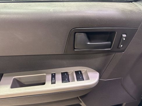 Used 2012 Ford Escape XLT image 27