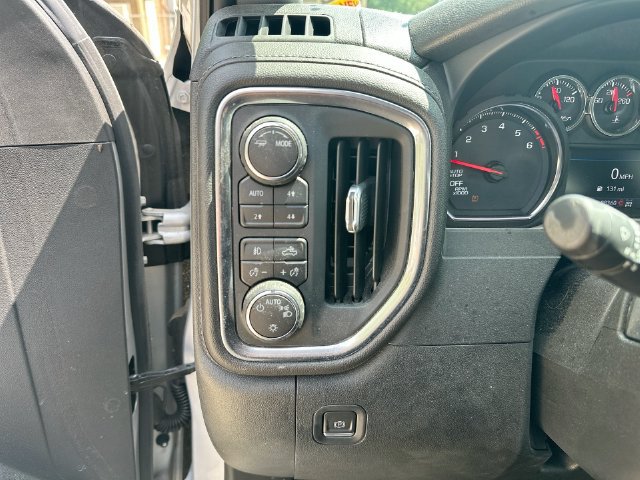 Used 2020 Chevrolet Silverado 1500 RST AWD/4WD image 27
