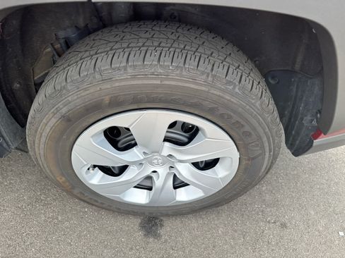 Used 2025 Toyota RAV4 LE FWD image 5
