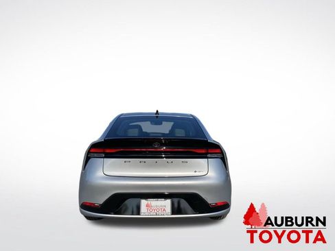 New 2027 Toyota Prius XLE FWD image 6