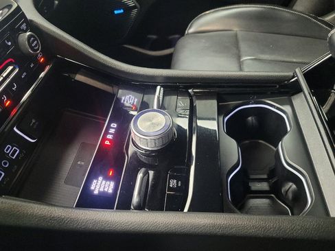 Used 2022 Jeep Grand Cherokee Overland w/ Luxury Tech Group IV image 26