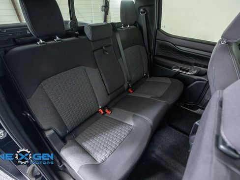 Used 2025 Ford Ranger XLT w/ FX4 Off-Road Package AWD/4WD image 38