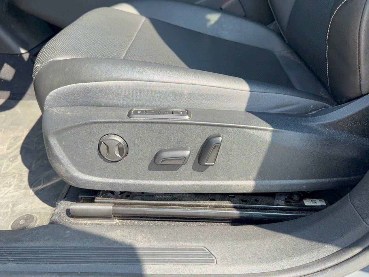 Used 2023 Volkswagen ID.4 Pro S RWD image 16