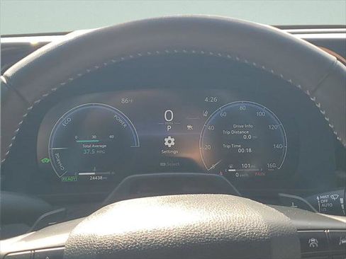 Certified 2025 Toyota Crown Signia w/ Advanced Technology Package AWD/4WD image 30