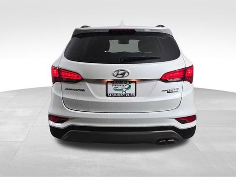 Used 2017 Hyundai Santa Fe Sport image 6
