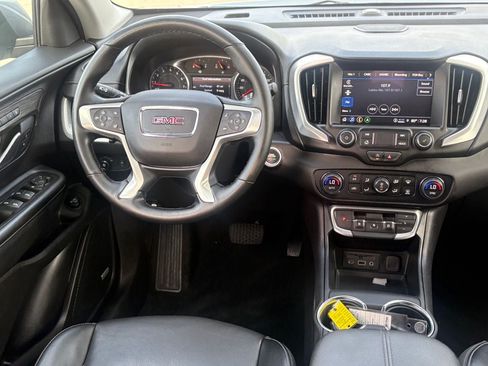 Used 2024 GMC Terrain SLT w/ Infotainment Package II AWD/4WD image 14