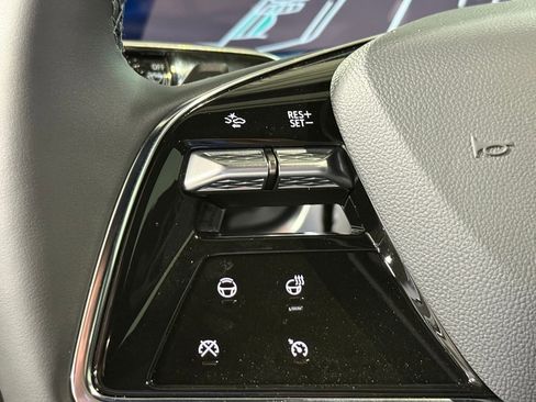 New 2026 Cadillac Lyriq Sport RWD image 14