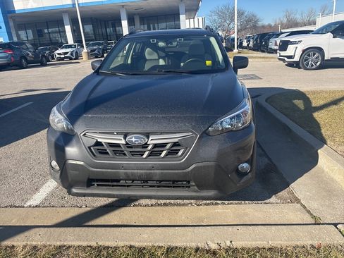 Certified 2022 Subaru Crosstrek 2.0i Premium w/ Moonroof Package image 2