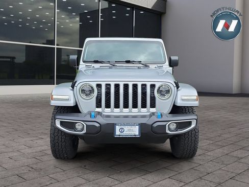 Used 2023 Jeep Wrangler Unlimited Sahara w/ Cold Weather Group AWD/4WD image 8