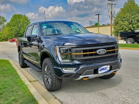 Used 2014 Ford F150 Lariat w/ Equipment Group 501A Mid AWD/4WD image 9