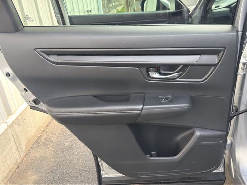 Used 2025 Honda CR-V EX image 23