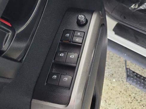 Used 2023 Toyota Tacoma SR5 RWD image 22