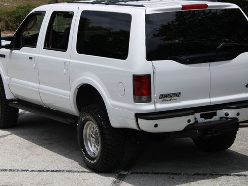 Used 2005 Ford Excursion Eddie Bauer AWD/4WD image 8