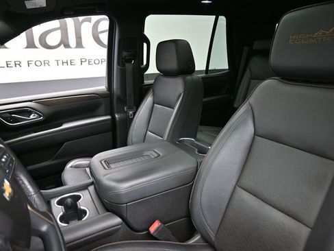 Used 2023 Chevrolet Tahoe High Country AWD/4WD image 17